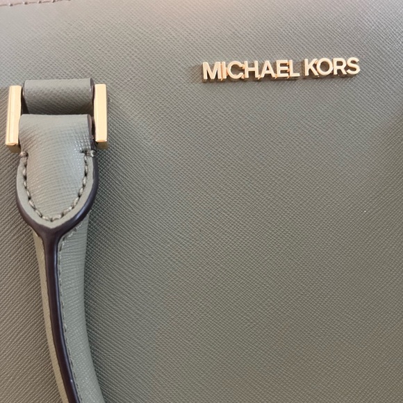 Michael Kors Selma - Picture 2 of 14